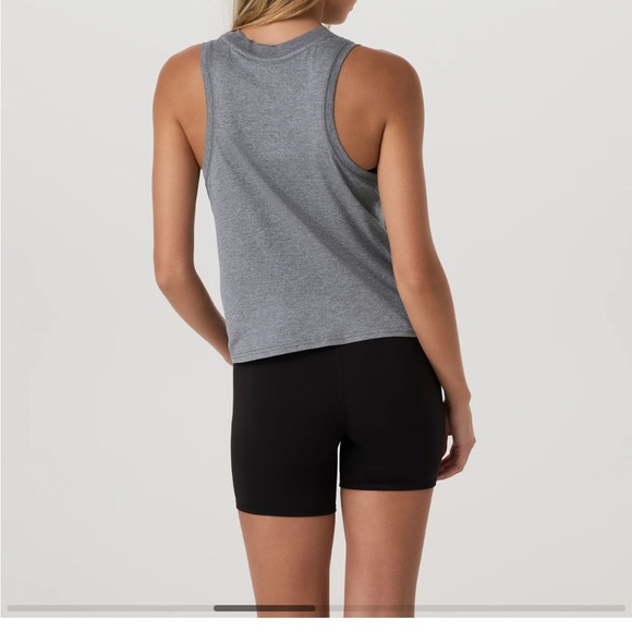 Vuori Energy Crop Tank - Picture 2 of 7